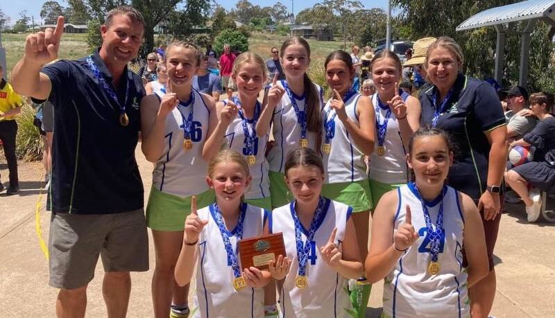 The Bathurst under 13s girls team that won Hockey NSW Indoor Under 13s State Championships in division two.