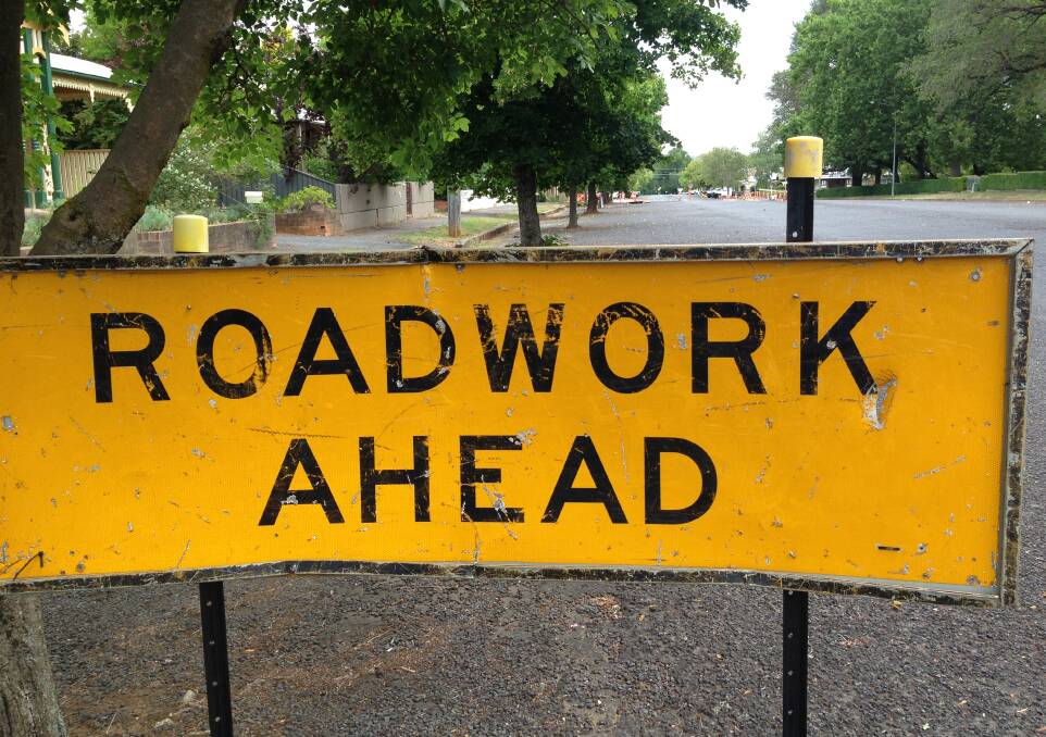 I'D LIKE TO BELIEVE YOU: Too often Central Western Daily columnist Denis Gregory see roadworks warning signs not followed by roadworks. Photo: FILE PHOTO
