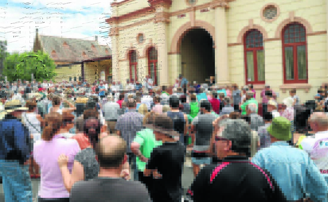 WHEN THE FIGHT WAS ON: Anti-forced merger protesters in Molong showed their displeasure towards to state government's former policy. Photo: DANIELLE CETINSKI