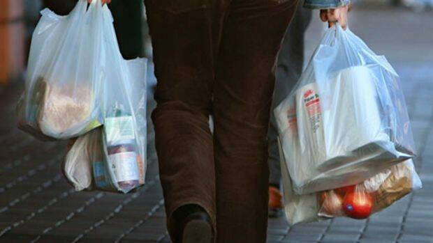 Should the state government institute a statewide plastic bag ban? | Poll