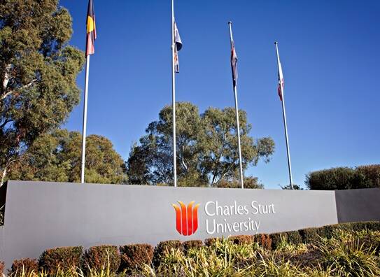 INVITE: The National Tertiary Education Union asked federal candidates in the upcoming election to sign a pledge on Friday at Charles Sturt University in Bathurst.