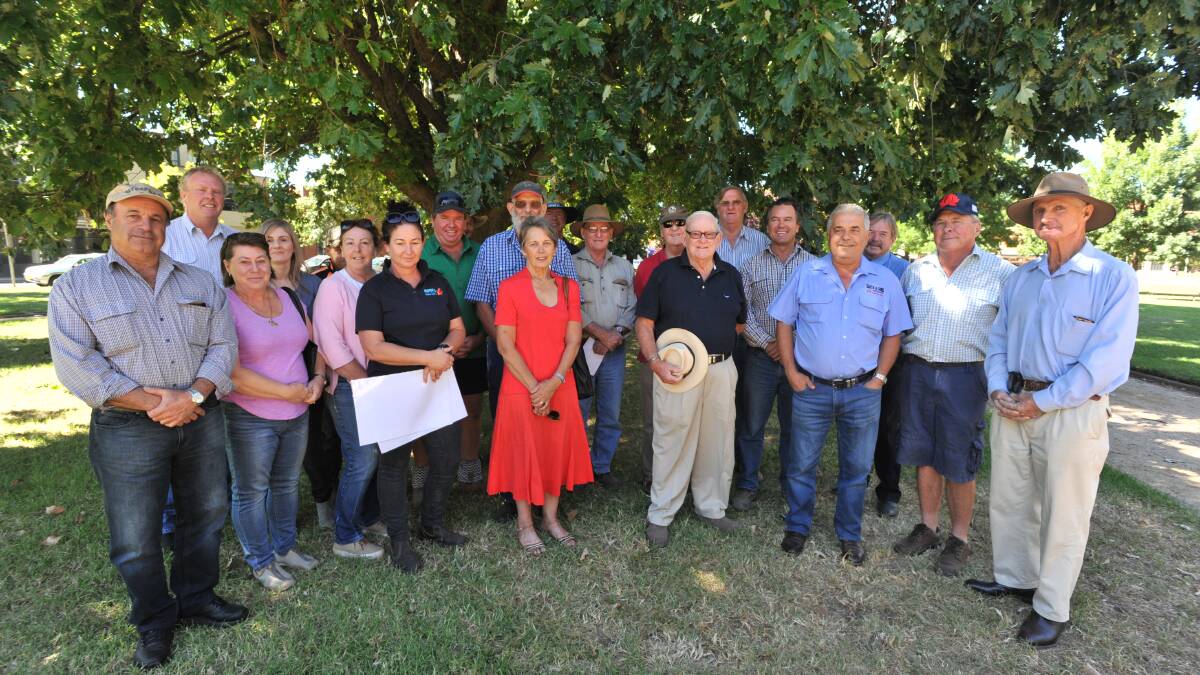 FED-UP: Rural residents of Cabonne came to Robertson Park to argue their case to join Orange City Council. Photo: JUDE KEOGH