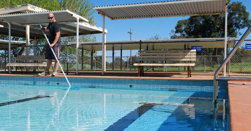 OPENING: Canowindra pool is set to re-open for the 2017-18 season soon.