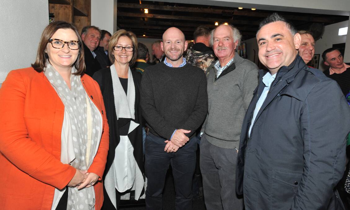 POLLIES IN THE PUB: Early childhood education minister Sarah Mitchell, Janelle Culverson, Primary Industries minister Niall Blair, former Cabonne deputy mayor Lachie Macsmith, and Deputy Premier John Barilaro at the Lord Anson. Photo: JUDE KEOGH 0609jkpollie5