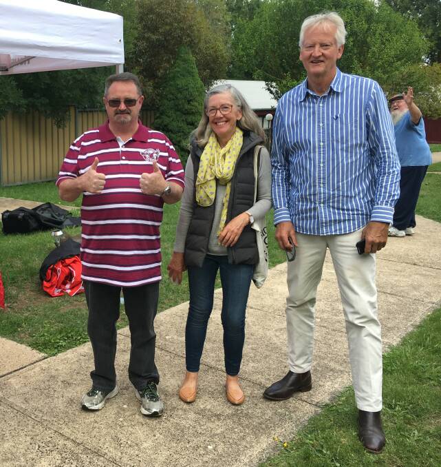 THUMBS UP: Inala Resident Vince Murphy with Millthorpe Village Committee members Sue Marsh and John Mason at the official hand over. 