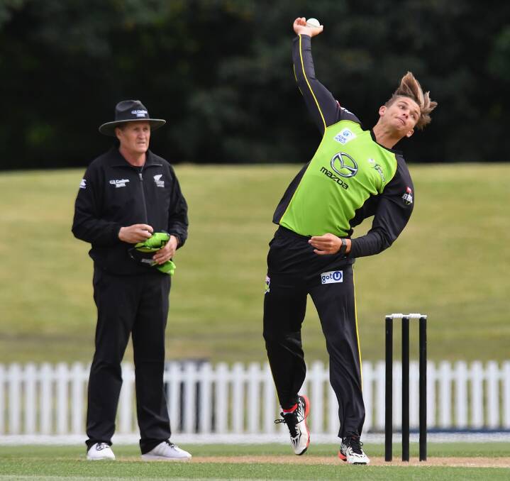 COME IN SPINNER: Sydney Thunder spinner Chris Green, who took 2-37 and scored 8 runs in the BBL final last season, is excited about the champion outfit's trip to Orange to kick start the new season. Photo: GETTY