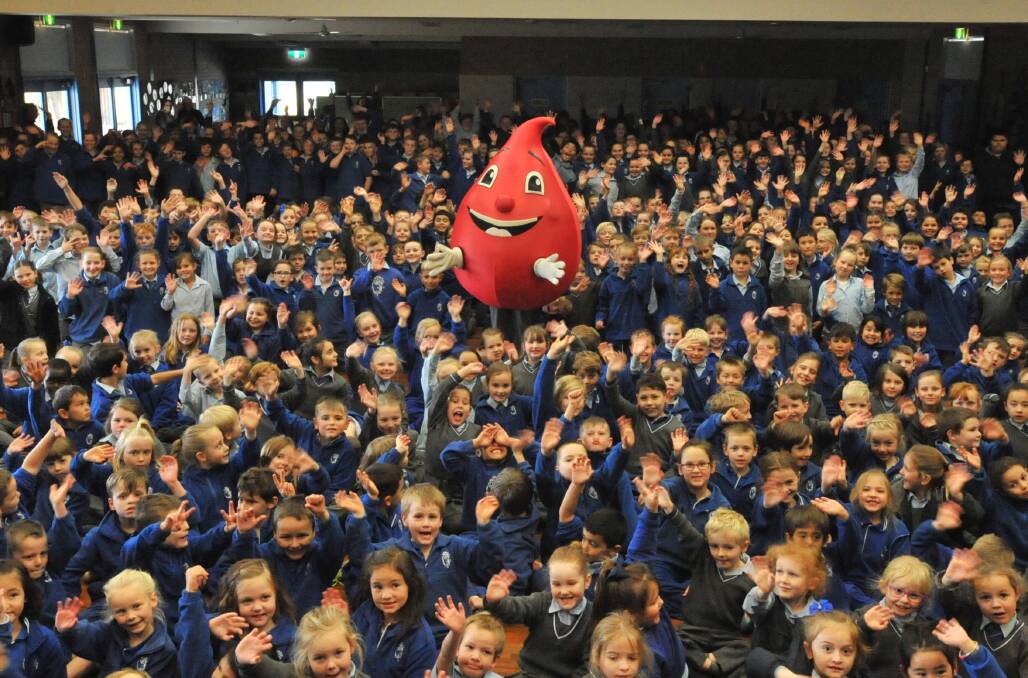 Billy the Blood Drop visited Calare Public School on Thursday for the launch of the 2017 schools' blood donation challenge. Photos: JUDE KEOGH
