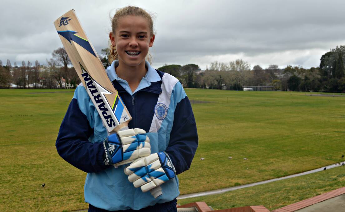 THUNDER CALLS: Kinross ace Phoebe Litchfield has been named in the Sydney Thunder's 2017-18 WBBL Academy squad. Photo: MATT FINDLAY