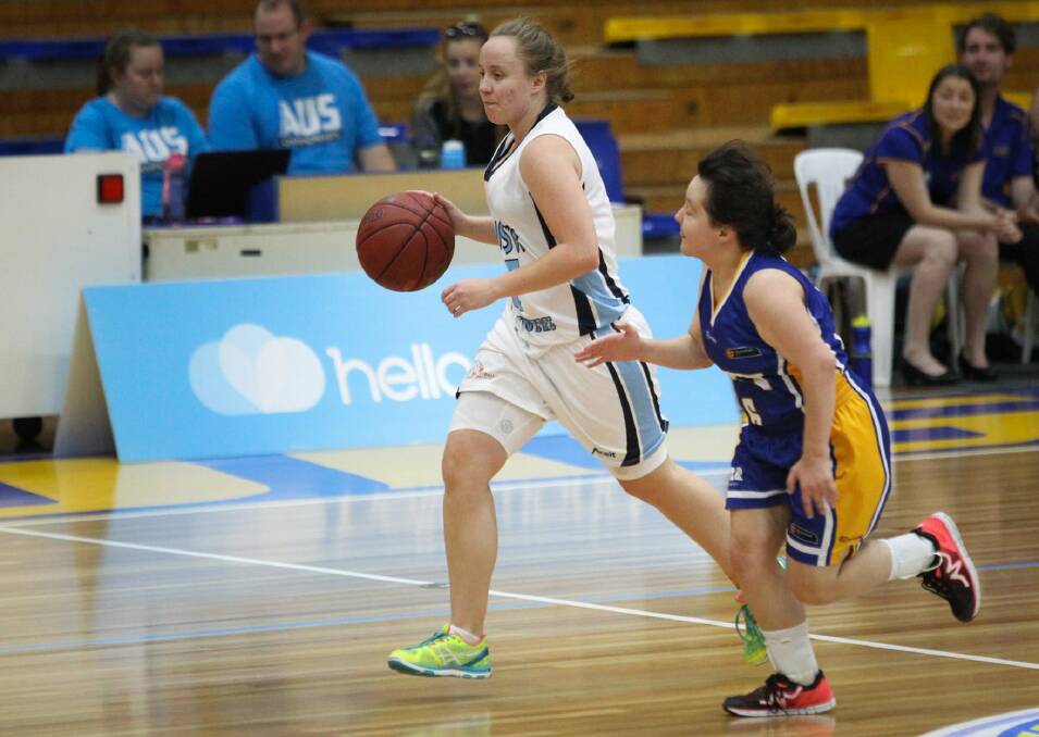 SENIOR PLAYER: Eliza Mills, in action last year, will once again don NSW Country colours at next year's Ivor Burge Championships. Photo: KANGAROO PHOTOS