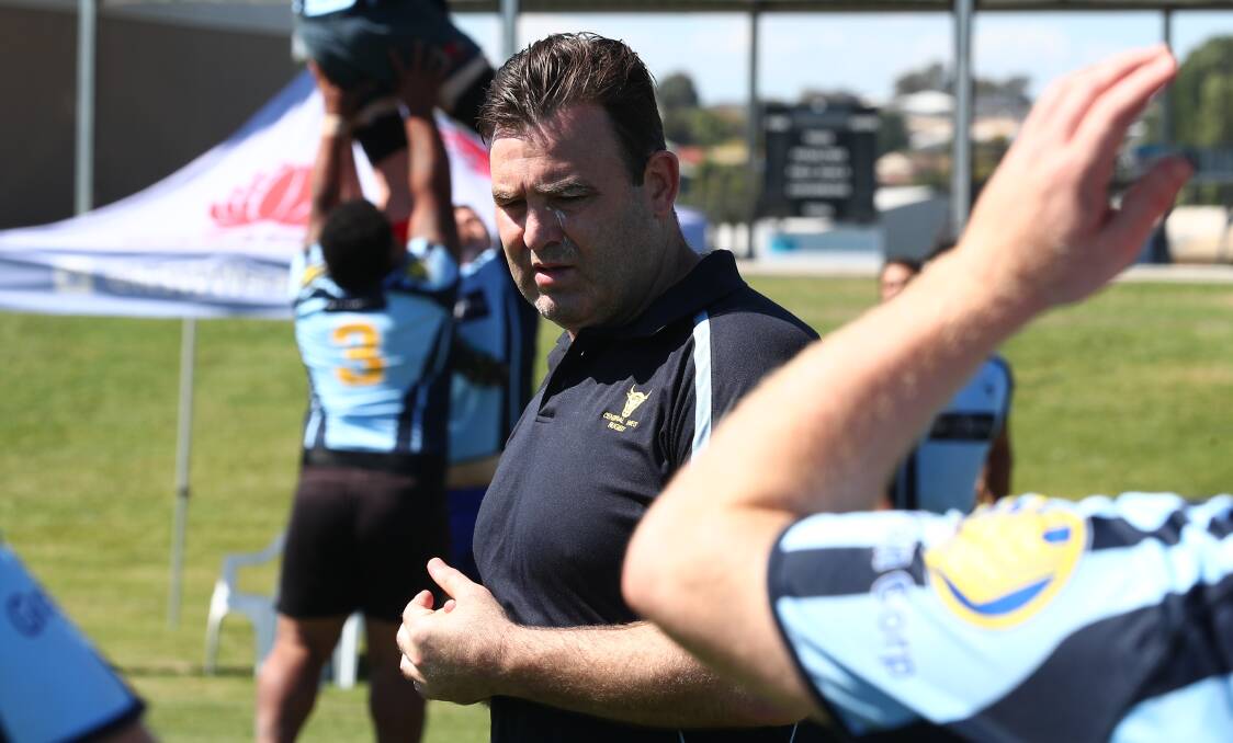 EXPERIENCE: Former Wallaby David Lyons, from Molong, was on hand at Ashwood Park on Saturday to help the Blue Bulls with their NSW Country Championship preparation. Photo: PHIL BLATCH