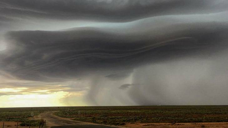 The storm passes through Woomera in SA's north on Wednesday morning. Photo: Bureau of Meteorology