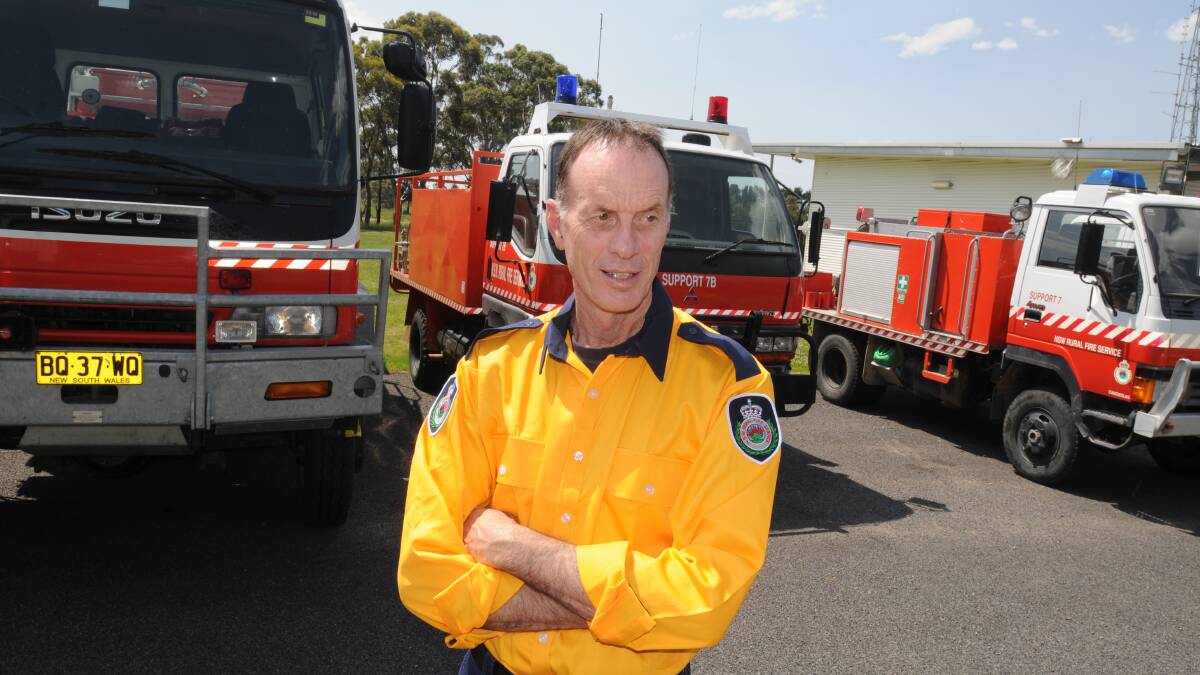 HOT SPOT: Canobolas Rural Fire Service operations officer Brett Bowden is urging local residents to prepare for the upcoming bushfire season. PHOTO: STEVE GOSCH 1120sgrfs1