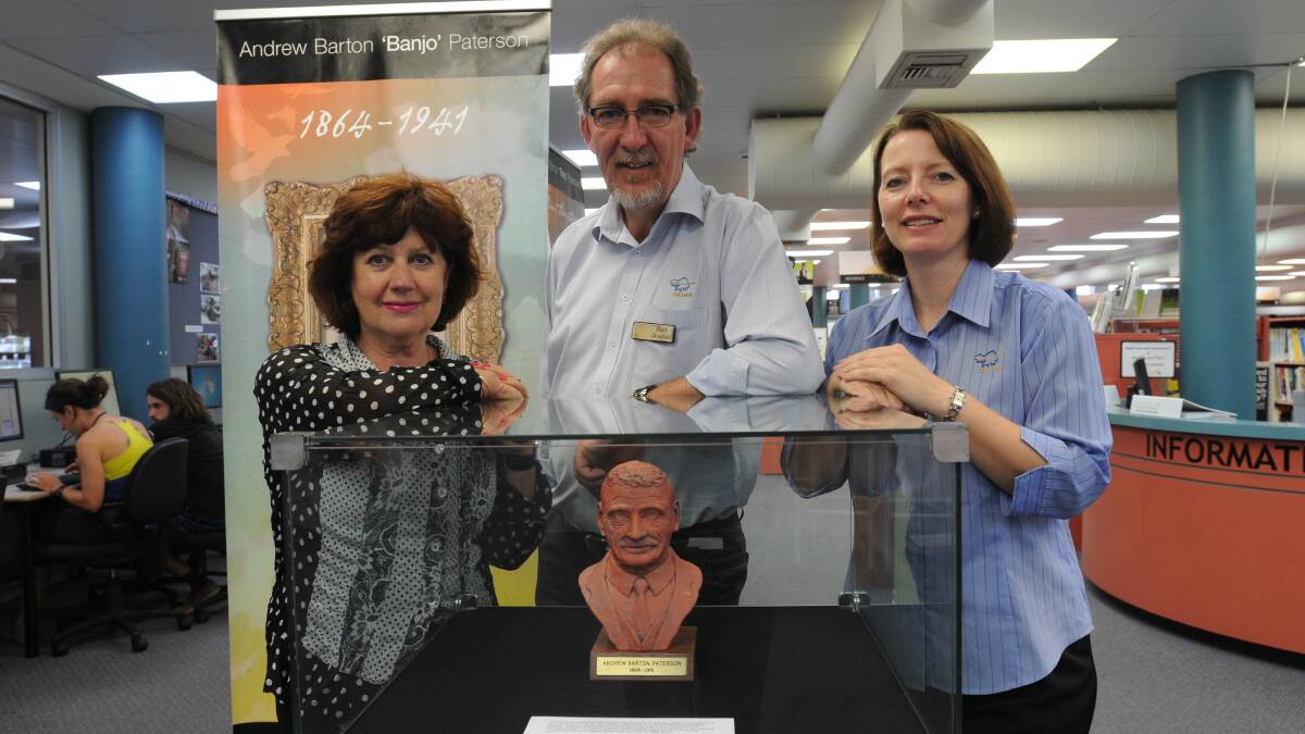 MOMENT IN TIME: Jan Richards, Peter Douglass and Jasmine Vidler of Central West Libraries encourage writers of all ages to enter the Banjo Paterson Writing Awards. Photo: Steve Gosch 			       0217sgbanjo1