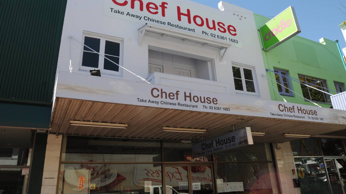 DOORS CLOSED: This takeaway business in Summer Street is believed to be impacted by the recent Department of Immigration raids in Orange. Photo: STEVE GOSCH 0305sgchefhouse5