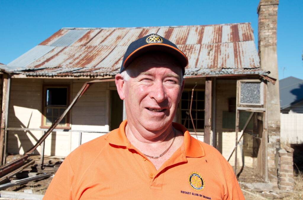 PUTTING ORANGE ON MAP (above): Rotary Club of Orange’s Mick Doyle is looking forward to seeing Emmaville Cottage on ABC TV. Photo: CONTRIBUTED