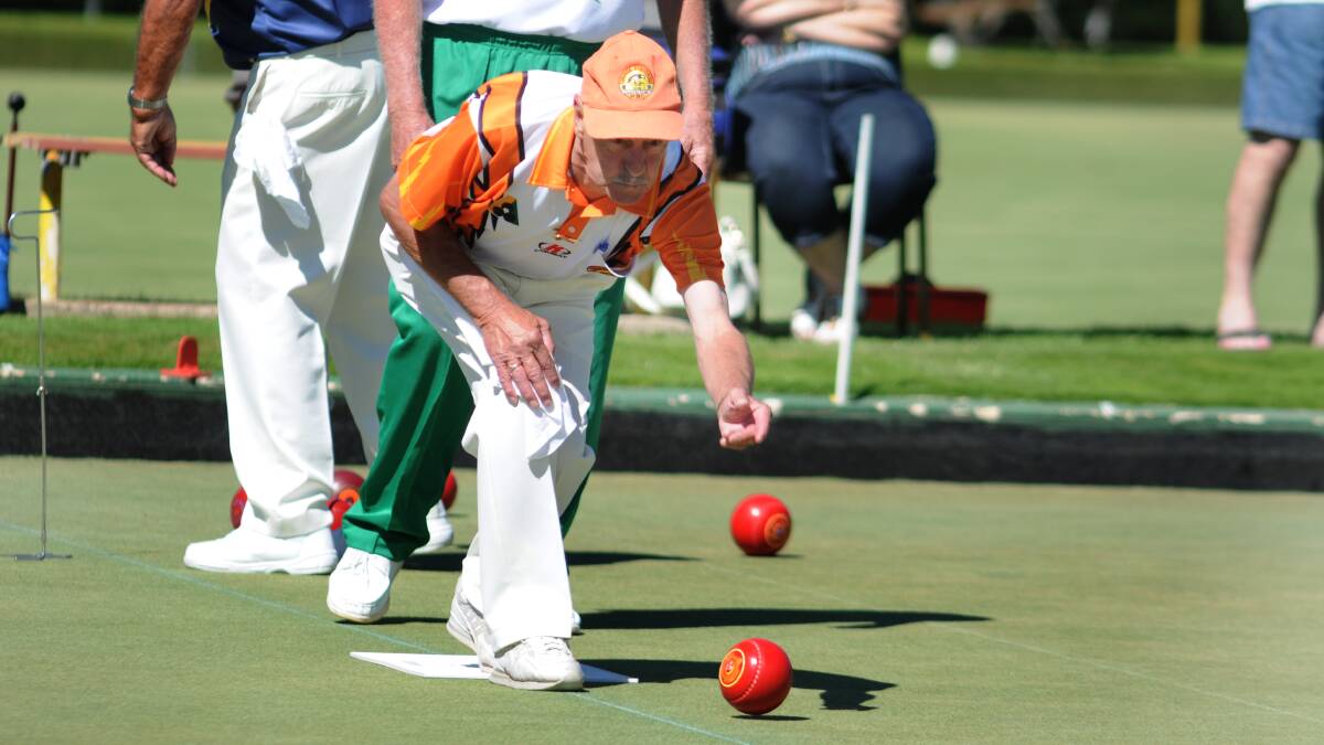 ON A ROLL: Neil Higgins delivers one during the Golden Eagle Pairs Classic yesterday. 	            Photo: STEVE GOSCH 0311sgeagle2