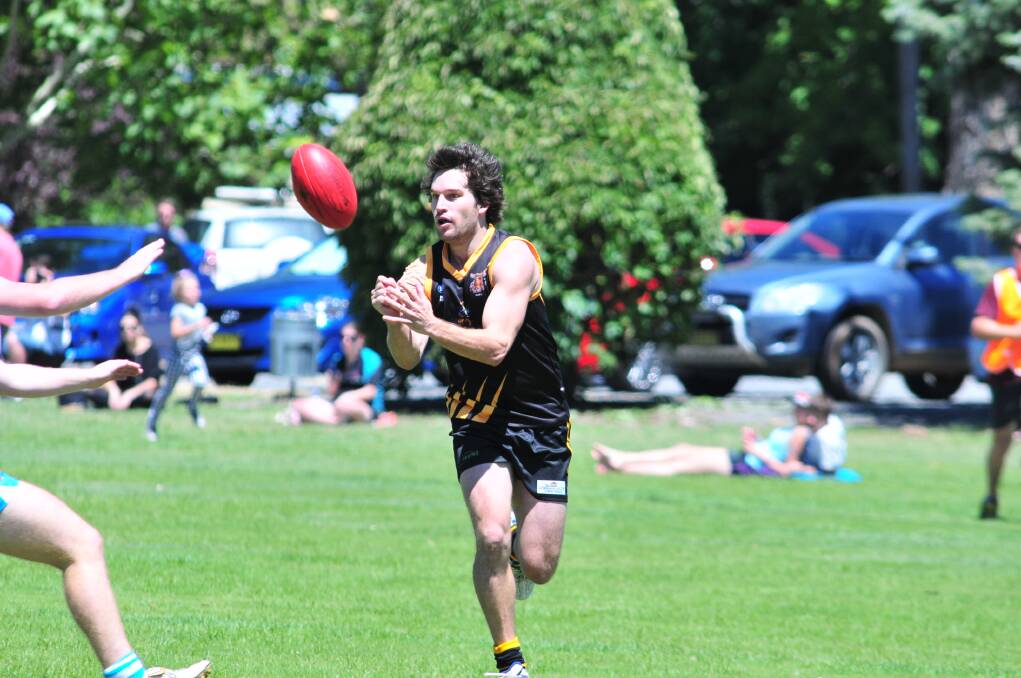 AUSSIE RULES: Orange Tigers' Josh Bubnich moves into attack in his side's trial game on Saturday. Photo: JUDE KEOGH