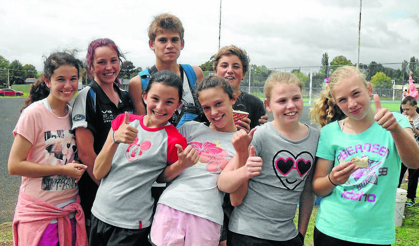 BLAYNEY: Team Cold Flies at the Blayney Netball Bombers Big Bash: Leah Narducci, Brooke Lane, Jake Ryan, Dillon Marmion with Clare Funnell, Abby Stammers, Mardy Townsend and Chelsea Hamer.