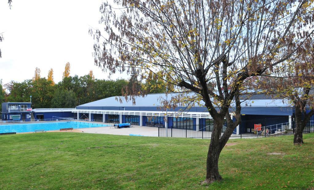 Orange Aquatic Centre.