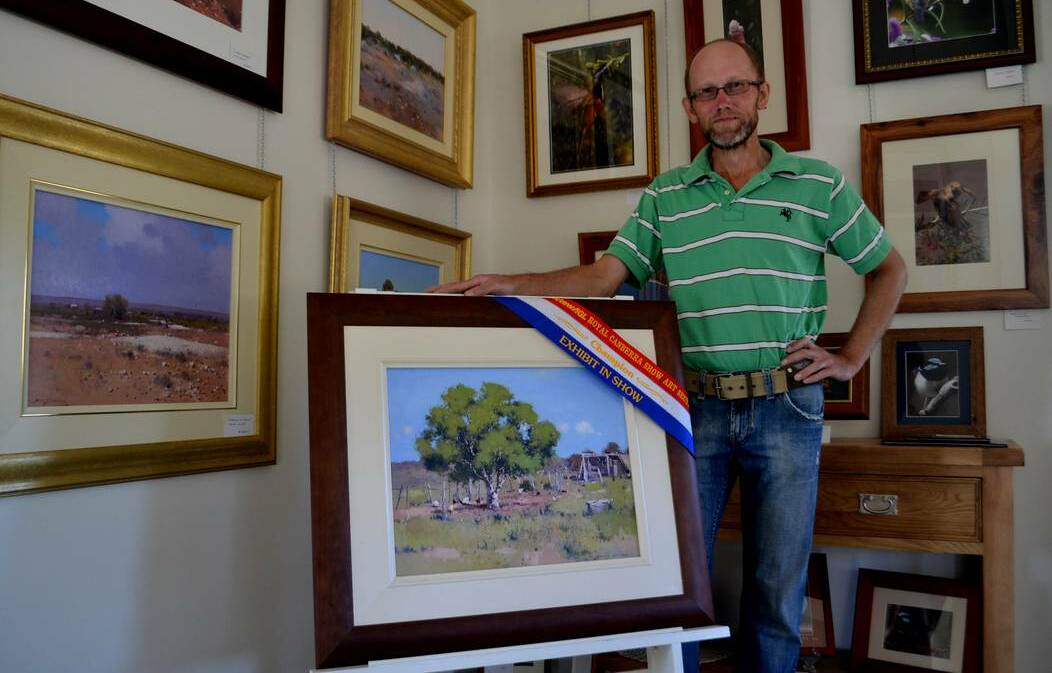 BLAYNEY: David Lake made the switch from Sydney to Newbridge more than 11 years ago when he decided to pursue art as a full-time passion. It seems the country lifestyle has had the desired effect.