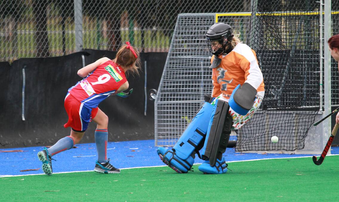 All the action from Saturday's women's Premier League Hockey game at the Orange Hockey Centre