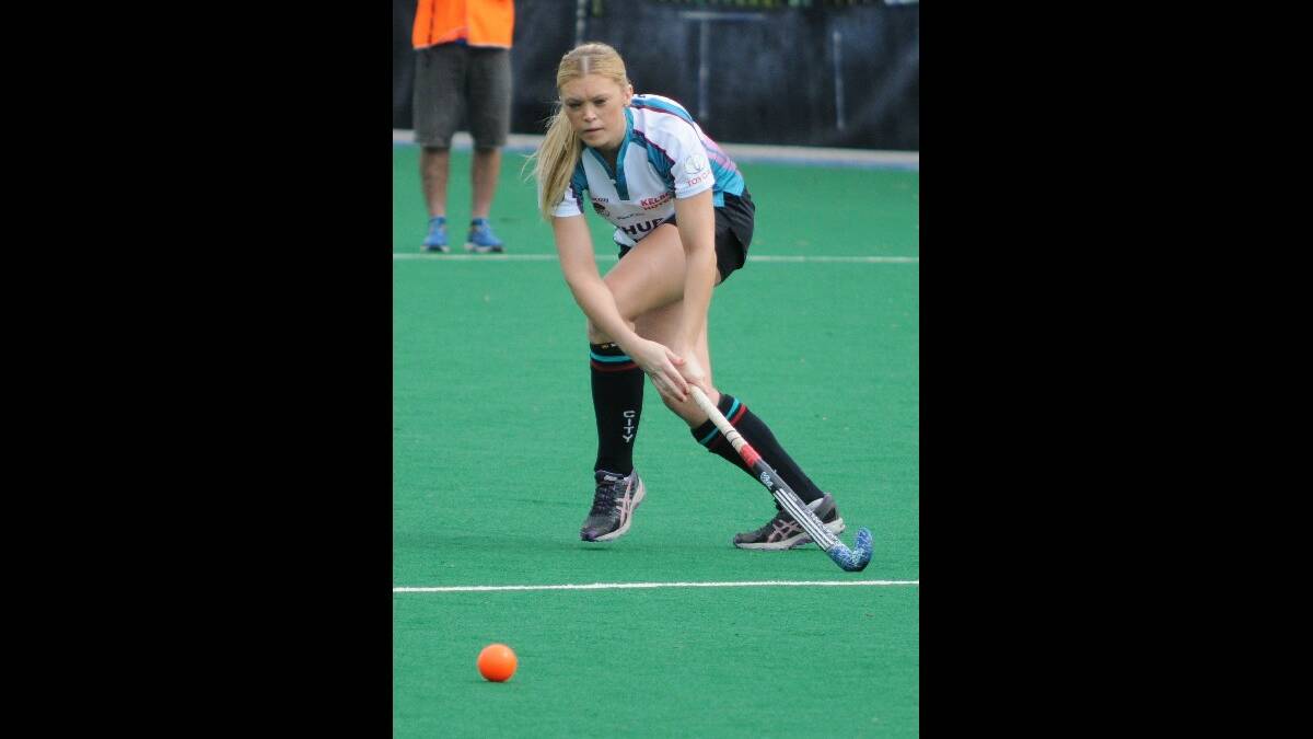 HOCKEY: Bathurst City's Samantha Hopwood moves the ball around in her side's 1-nil win over Orange Ex-services on Saturday. Photo: STEVE GOSCH