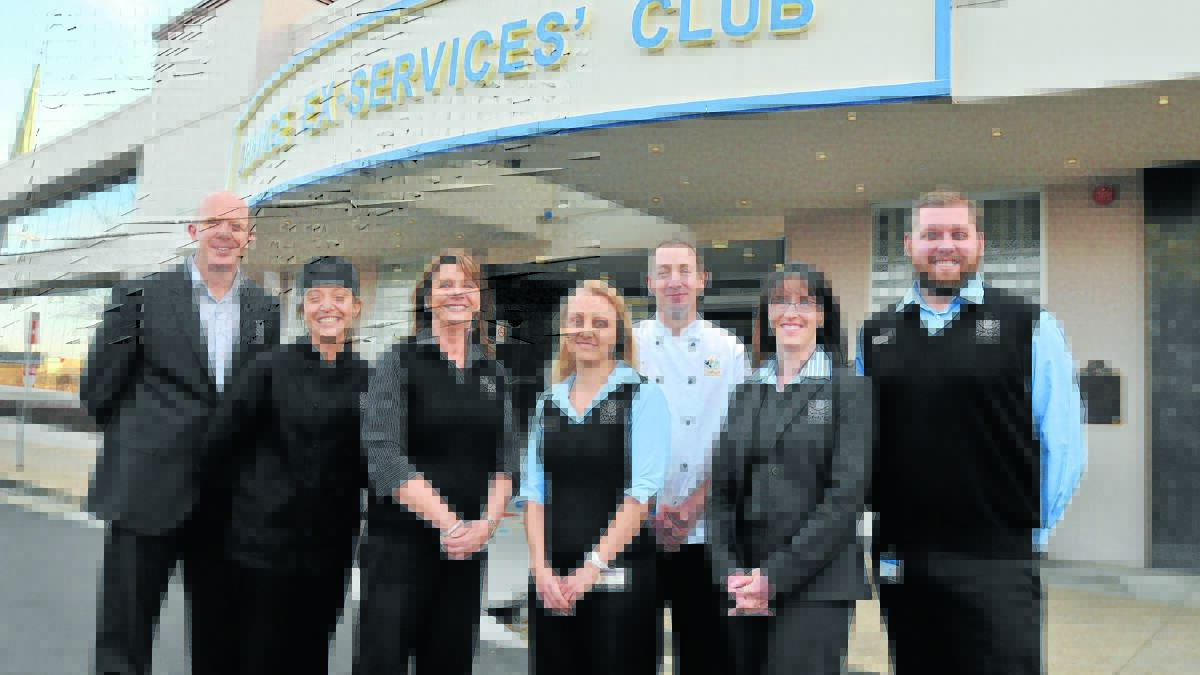 VOTE NOW: Orange Ex-Services’ Club food and beverage manager Brian Cook, chef de cuisine Bronwyn Jordan, receptionist Jo Clifford, supervisor Tina Skrtic, senior chef Robbie Boaden, chief financial officer Jo Hoskins and supervisor Clive Sisley will provide high-quality service at the Orange Ex-Services’ Club Banjo Business Awards in February and are encouraging people to get their votes in now. 
Photo: JUDE KEOGH  0730exservices1
