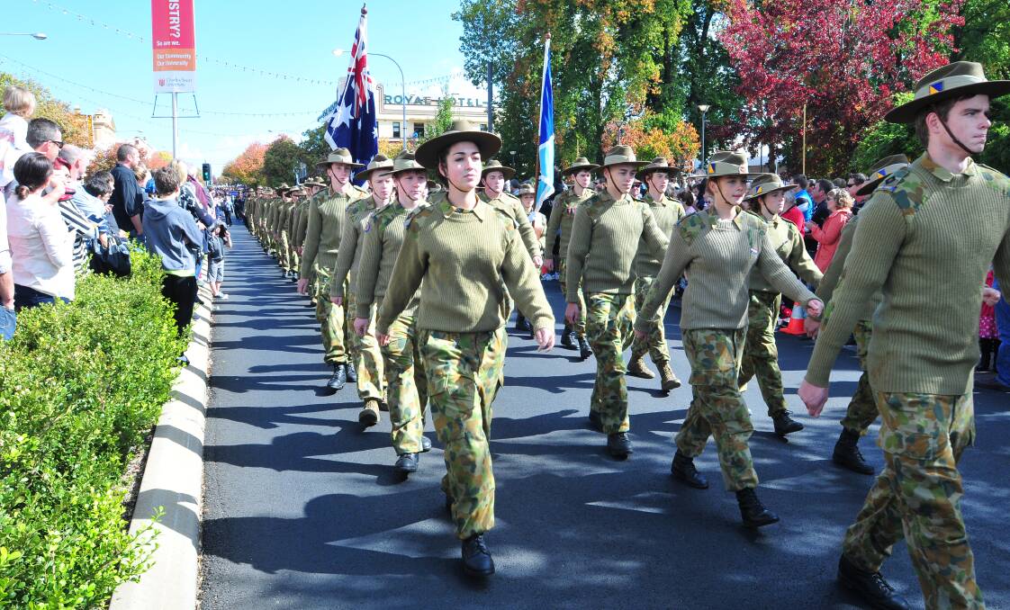 ANZAC DAY: Kinross Walaroi School Cadets