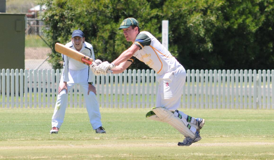 NOT LYING DOWN: CYMS and Orange batsman Dave Neil doesn't want to lose to a Dubbo B team. Photo: JUDE KEOGH