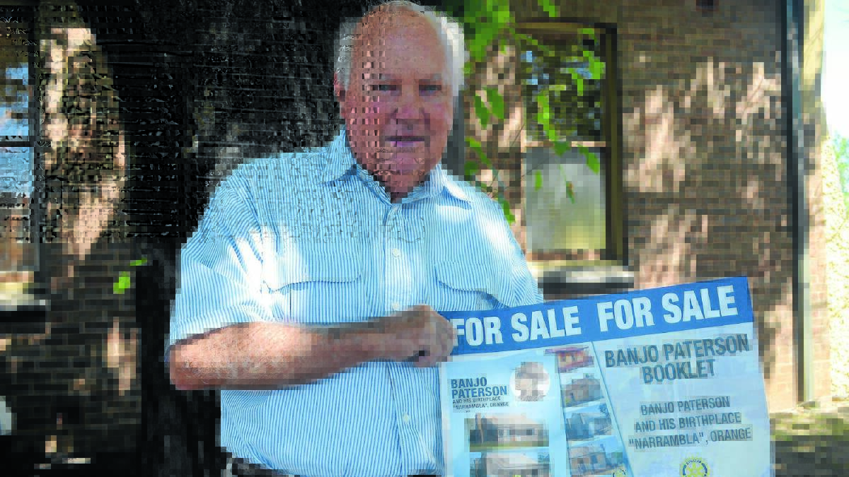 HISTORY SNAPSHOT: Rotarian Malcolm Campbell said if you want to know where Banjo Paterson was really born you should pick up a copy of this new booklet. 
Photo: TRACEY PRISK 0131tpbanjo5