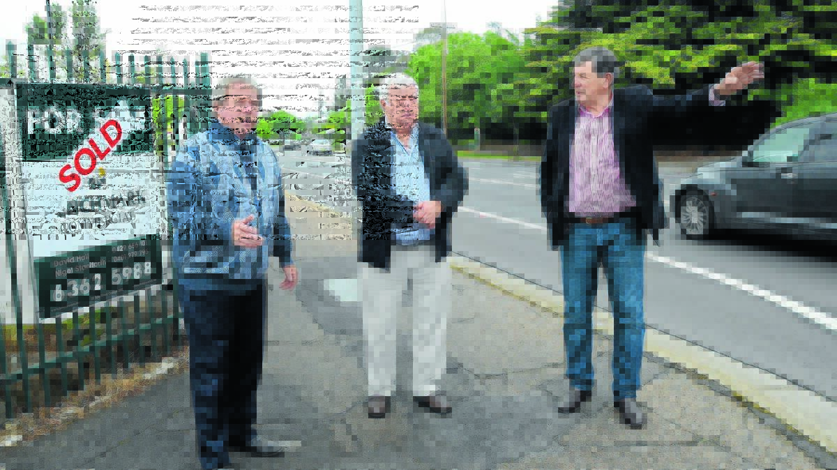IMPOSSIBLE TURN: Councillors Kevin Duffy, Ron Gander and Reg Kidd have concerns about the impact a service station will have on traffic turning from Glenroi Avenue to Bathurst Road. Photo: JUDE KEOGH 