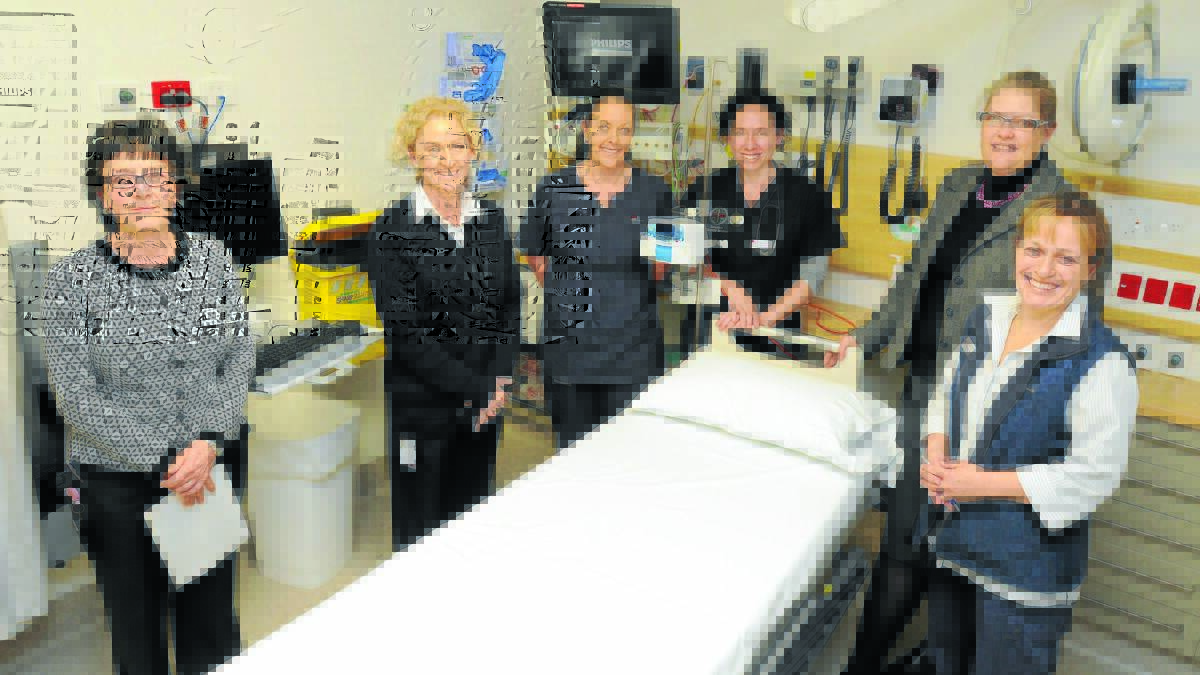 SAVING MORE LIVES: Campus bed manager Amanda Stonestreet, nursing unit manager Meg O’Brien, educator Cathy Whiteman, senior emergency registrar Mary Stevens, general manager of Orange Health Service Catherine Nowlan and clinical nurse unit manager Bronwyn Halstead are proud of last quarter’s results. Photo: STEVE GOSCH                                                                                                                                0908shhospital