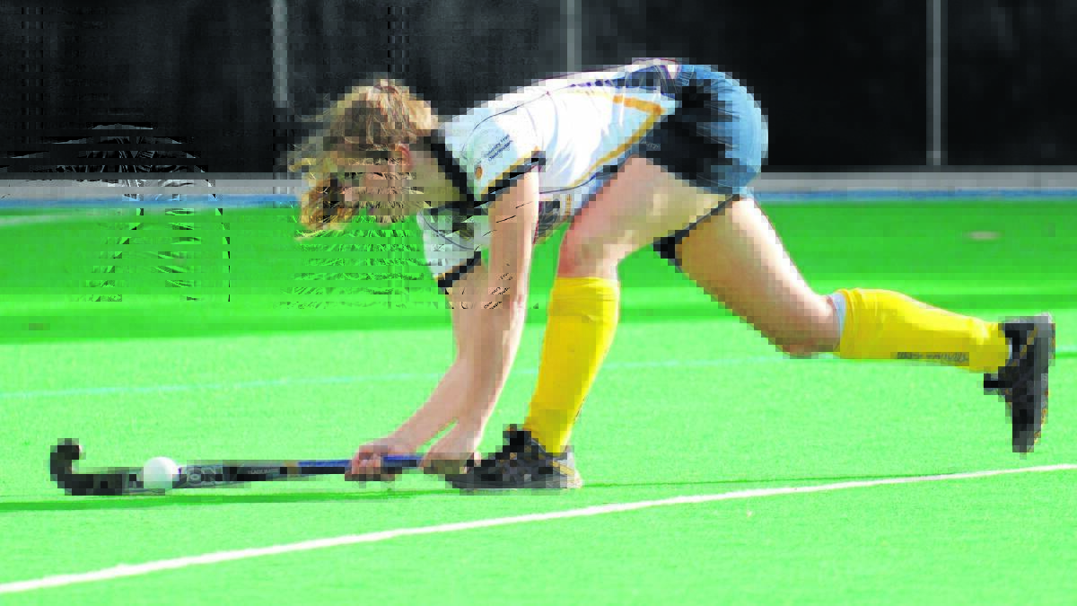 ALL TIED UP: Ellen Van Hoek clears the ball in Kinross-CYMS' 1-all draw with Bathurst City on Saturday. 
Photo: STEVE GOSCH 0621sghock4