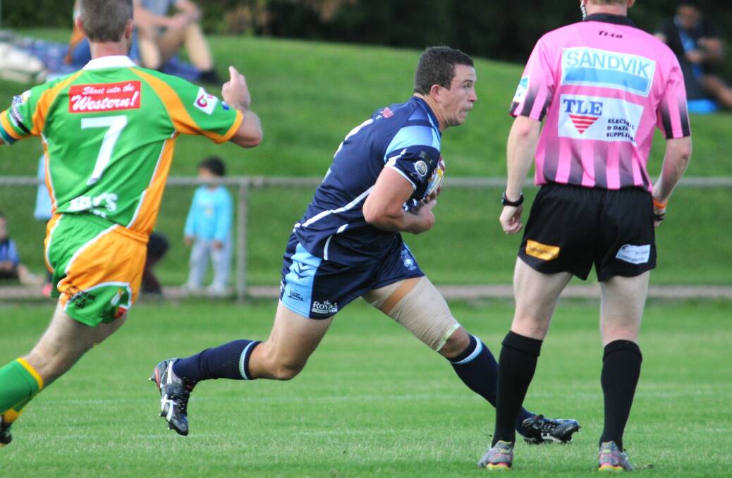 ON THE FLY: Hawks captain-coach Tim Mortimer is looking forward to tomorrow's clash with Oberon at Wade Park. Photo: STEVE GOSCH 0406sgleague21