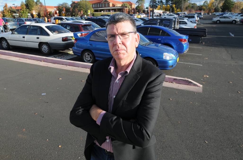 CHEAP SHOT: Cr Glenn Taylor says he’s angry he and other councillors have been taken to task after seeking reassurances no paid parking will be introduced at the hospital. Photo: STEVE GOSCH  0515sgparking1