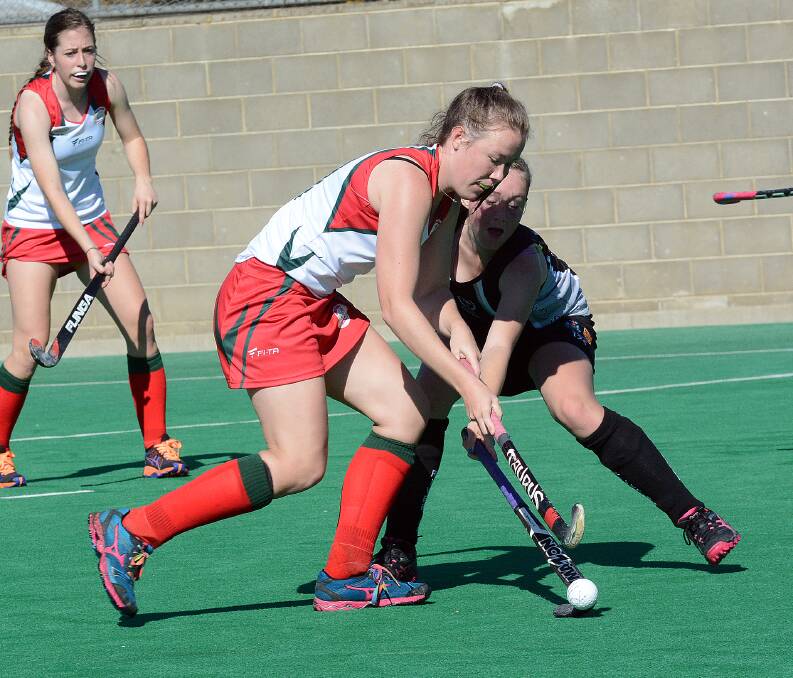 ANOTHER WIN: Bathurst's Sarah Watterson looks for a way through the Riverina defence in Wednesday's 6-0 win. Photo: PHILL MURRAY