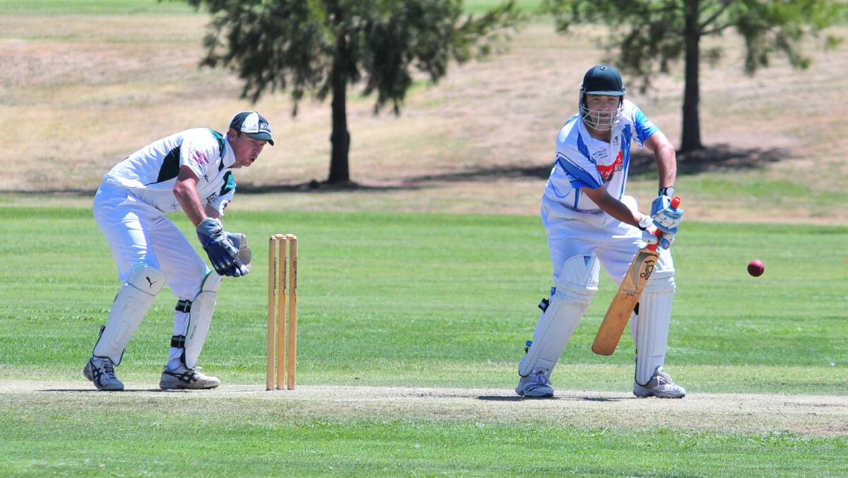 BRAKS AGAINST THE WALL: Matt Brakenridge, pictured batting against Orange City, has been one of Waratahs' best this season and will have to do it all again against Centrals this weekend. Photo: JUDE KEOGH 0208brabcrick2