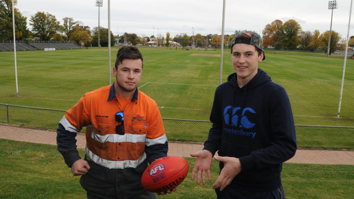 BROTHERLY LOVE: Michael and Chris Rothnie will play their first senior representative game together today, for Central West against Northern Riverina. 		              Photo: STEVE GOSCH 0509sgafl1