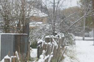 Cold snap  ushers in first snow