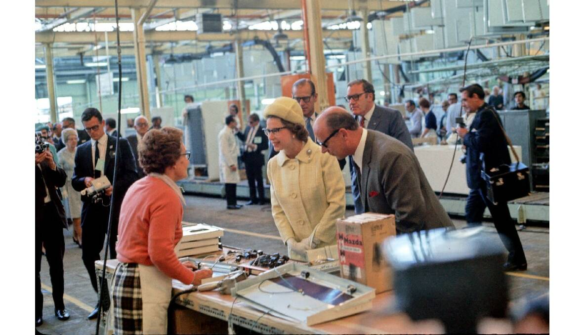 The Queen talks to an Email worker as she tours the factory in 1970.