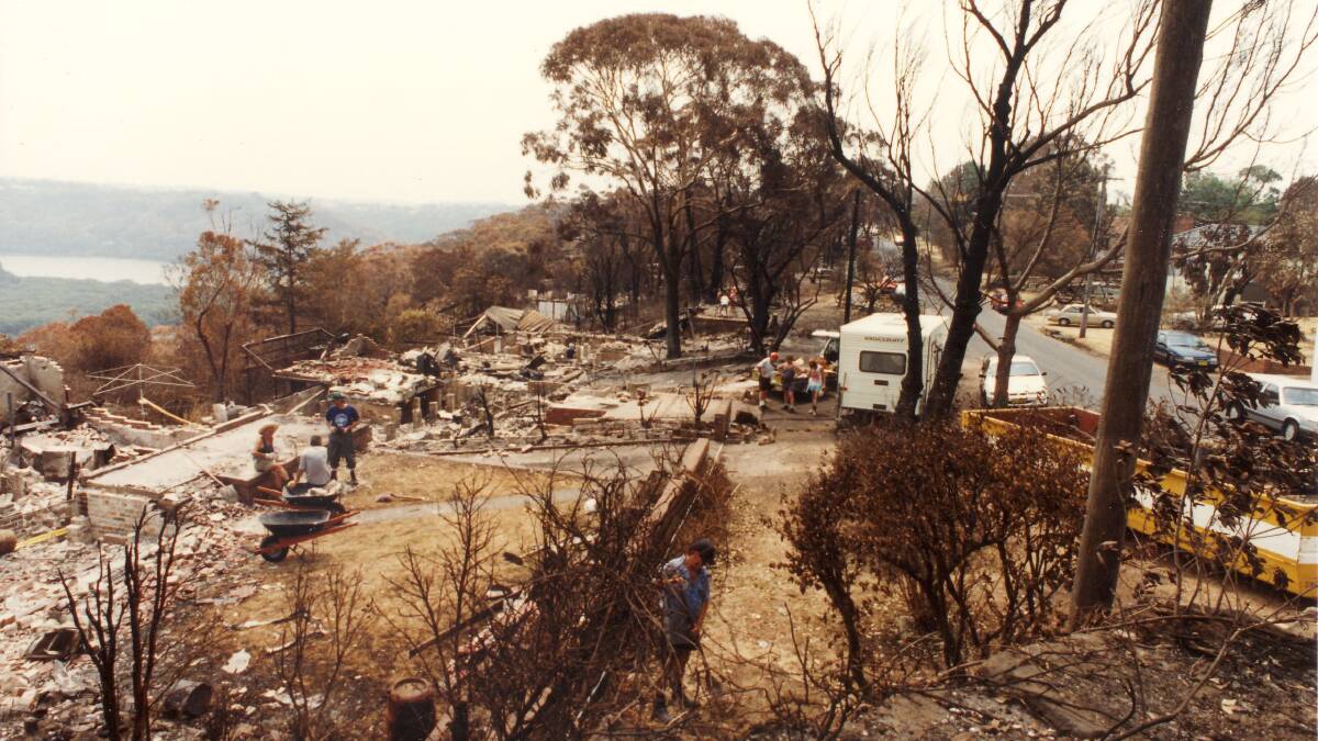 The ruins of homes destroyed during bushfires in Como in 1994. Photo: BARRY CHAPMAN