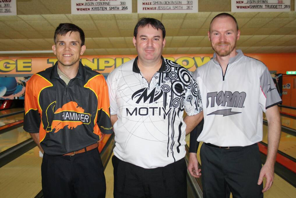 TOP THREE: Orange’s Jason Osborne (centre) took out this year’s NSW Country Masters title yesterday ahead of Sydney’s Tim Munro (left) and Ben Woods (right). Photo: MICHELLE COOK     0127mctenpin