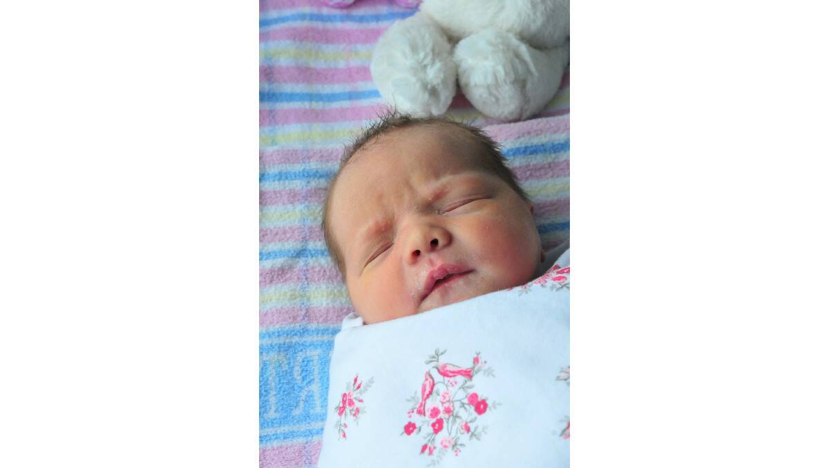 Lily Louise Philippa Sullivan, daughter of Ainsley and James Sullivan, was born on December 6.