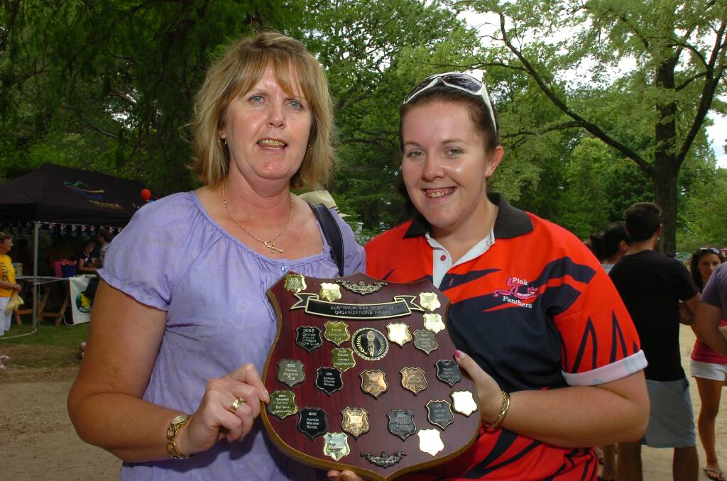 2011: Orange Sports Organisation of the Year - Orange and District Softball Association, represented by Donna and Allysha Myers.