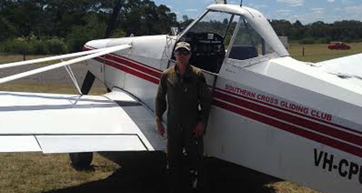 GUIDING LIGHT: Southern Cross Gliding Club pilot Paul Reynolds returned to his home near Sydney yesterday after praising the calmness of Troy Jenkins, who took control of a four-seater plane from unconscious pilot Derek Neville.