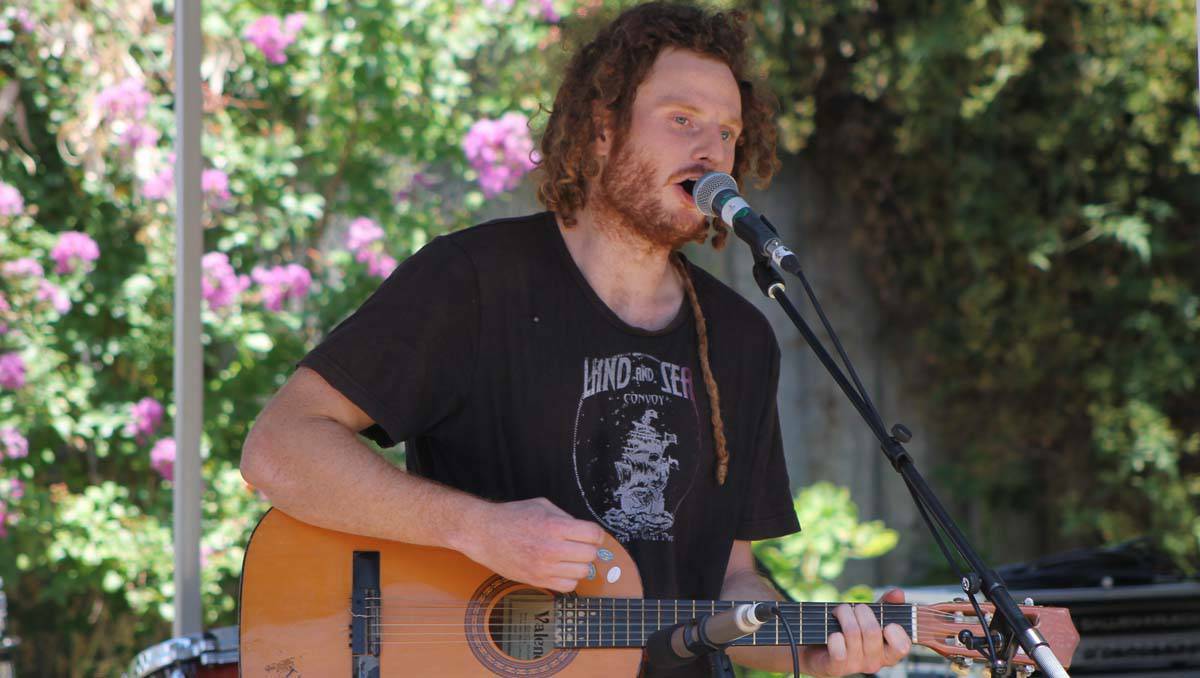 GULGONG: The Gulgong Folk Festival squeezed markets, workshops, jam sessions and performances by 30 artists at seven venues all into one weekend between Christmas and New Year.