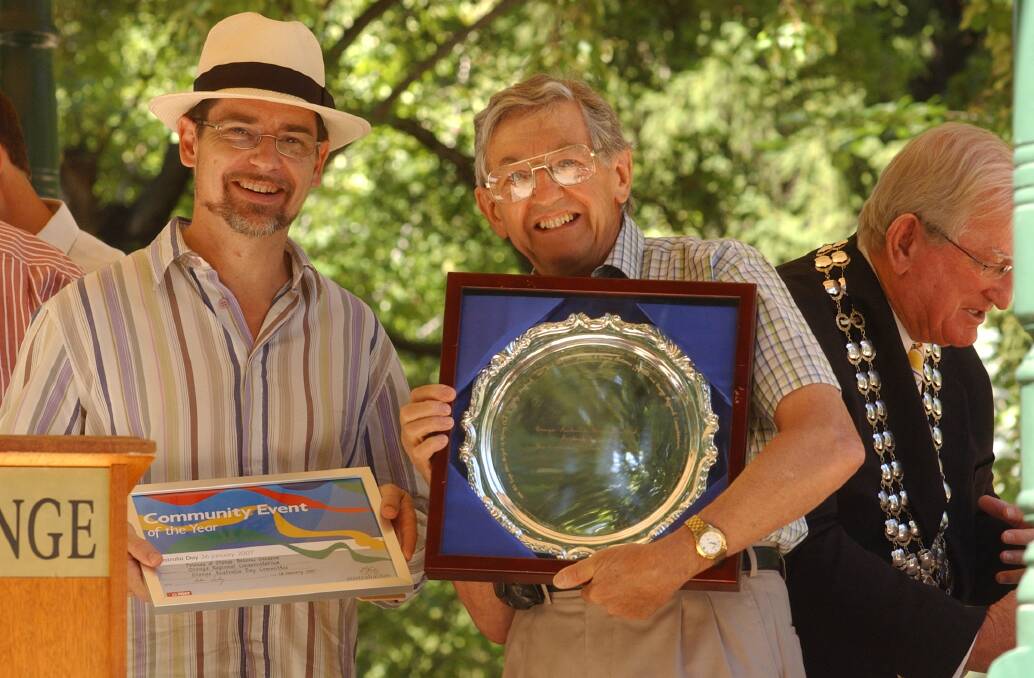 2007: Orange Community Event of the Year - Music in the Gardens, represented by Graham Sattler from the Orange Regional Conservatorium (left) and Piers Bannatyne from Orange Botanic Gardens.