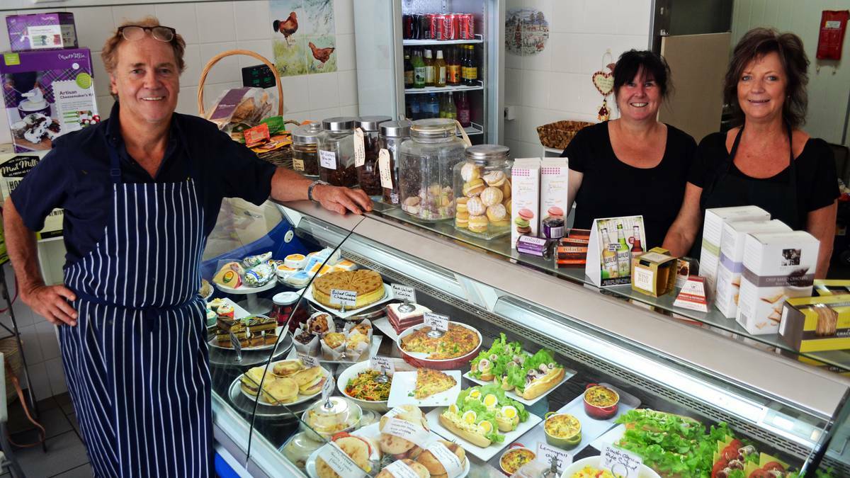 CANOWINDRA: After a self-confessed "mid-life crisis" the Deli Lama in Canowindra now has a new owner at the helm, with Tommy Jeffs swapping the bistro for cappuccinos.  Tommy Jeffs will be working alongside Cindy Walker and best friend since he was 15, Denise Robinson.