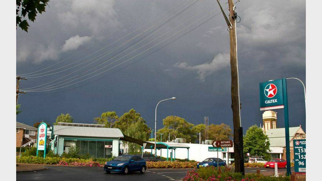 STORM: Images from the the storm that travelled through Orange yesterday evening. Photo: Jeff D Photography. Flick across to see more photos from the storm. 