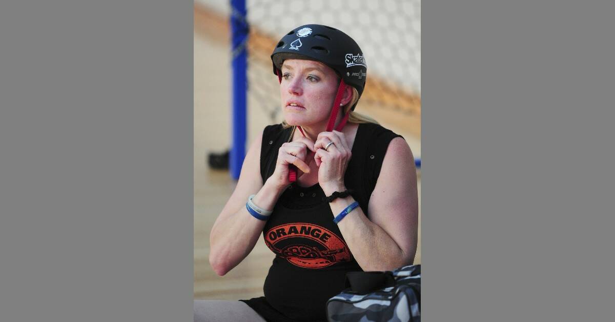 Orange Roller Derby League Training - Incredibelle Olk Photo Jude Keogh